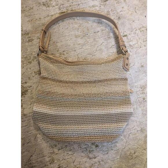 The Sak Sequoia Hobo Bag in Hand-Crochet, Soft & Slouchy Silhouette - Picture 2 of 4